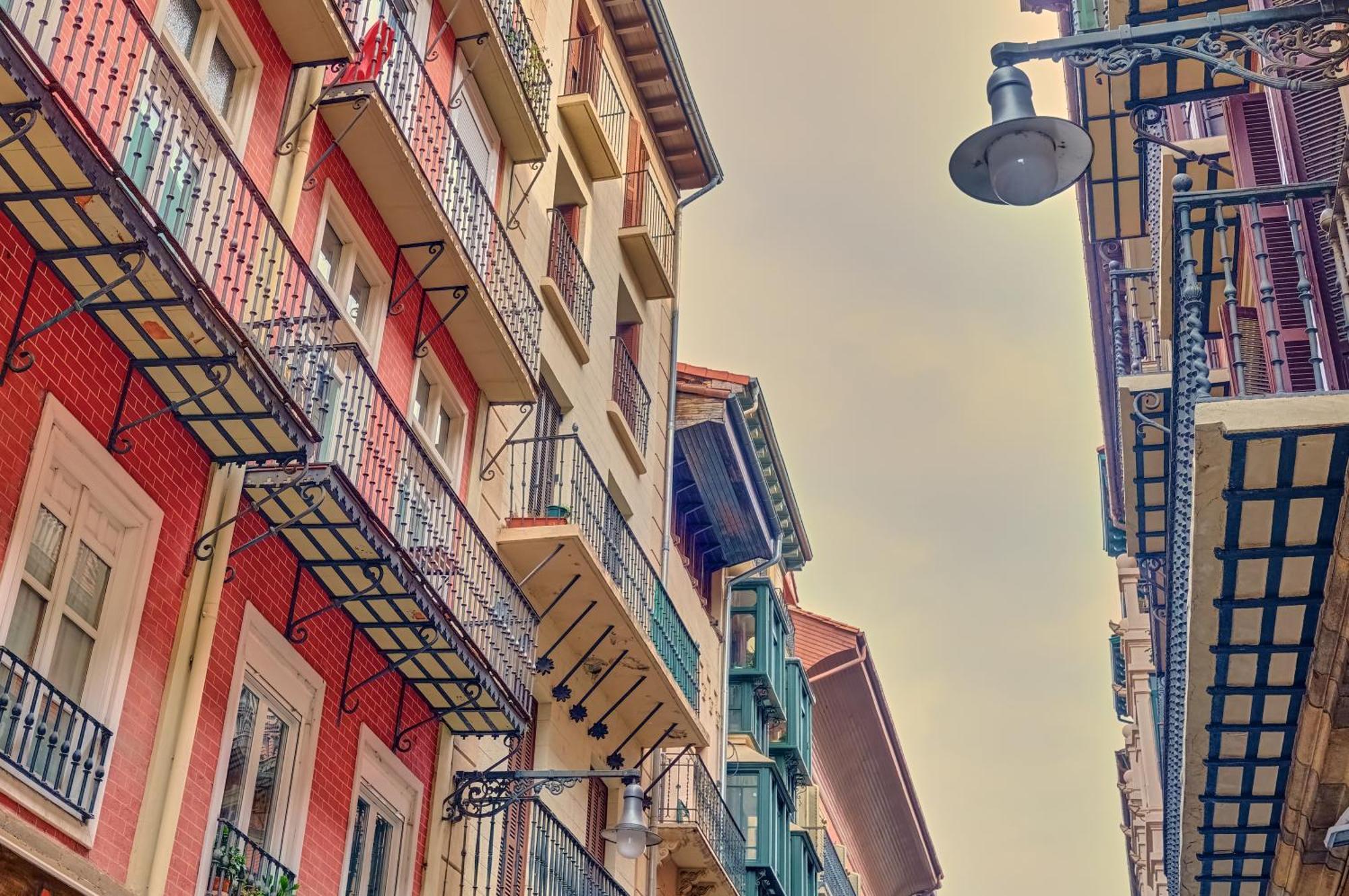 Heart Of Pamplona Apartments III By Clabao Екстер'єр фото